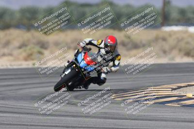 media/Oct-13-2025-Moto Forza (Mon) [[a66d839500]]/3-B Group/Session 3 (Turn 16)/